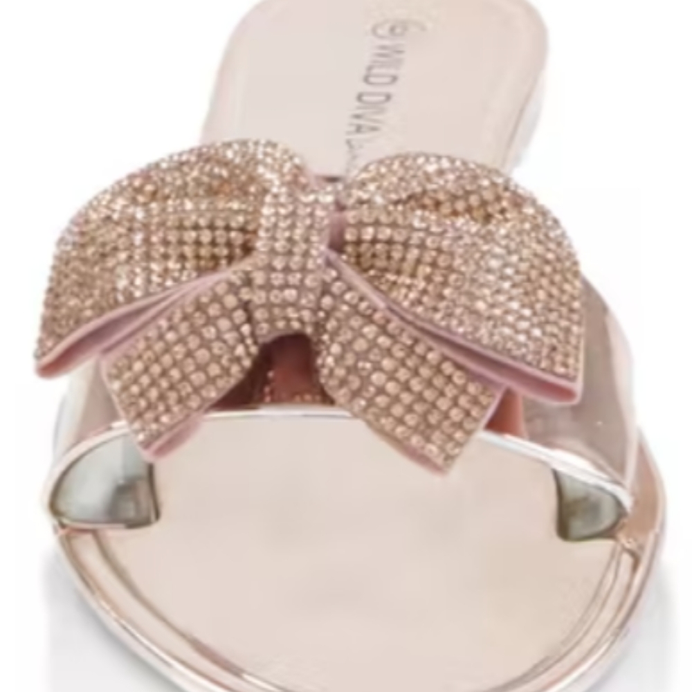Sandals - Picture 3 of 4